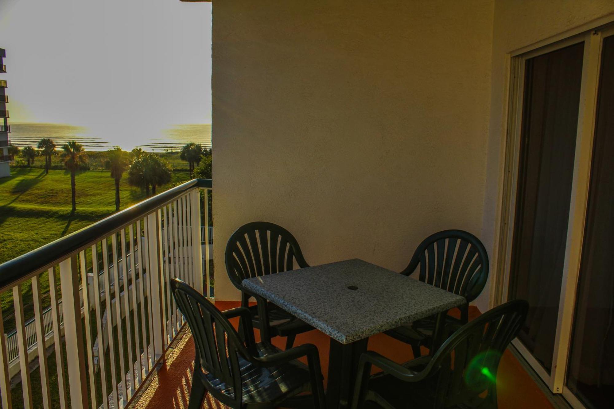 The Resort On Cocoa Beach Bilik gambar