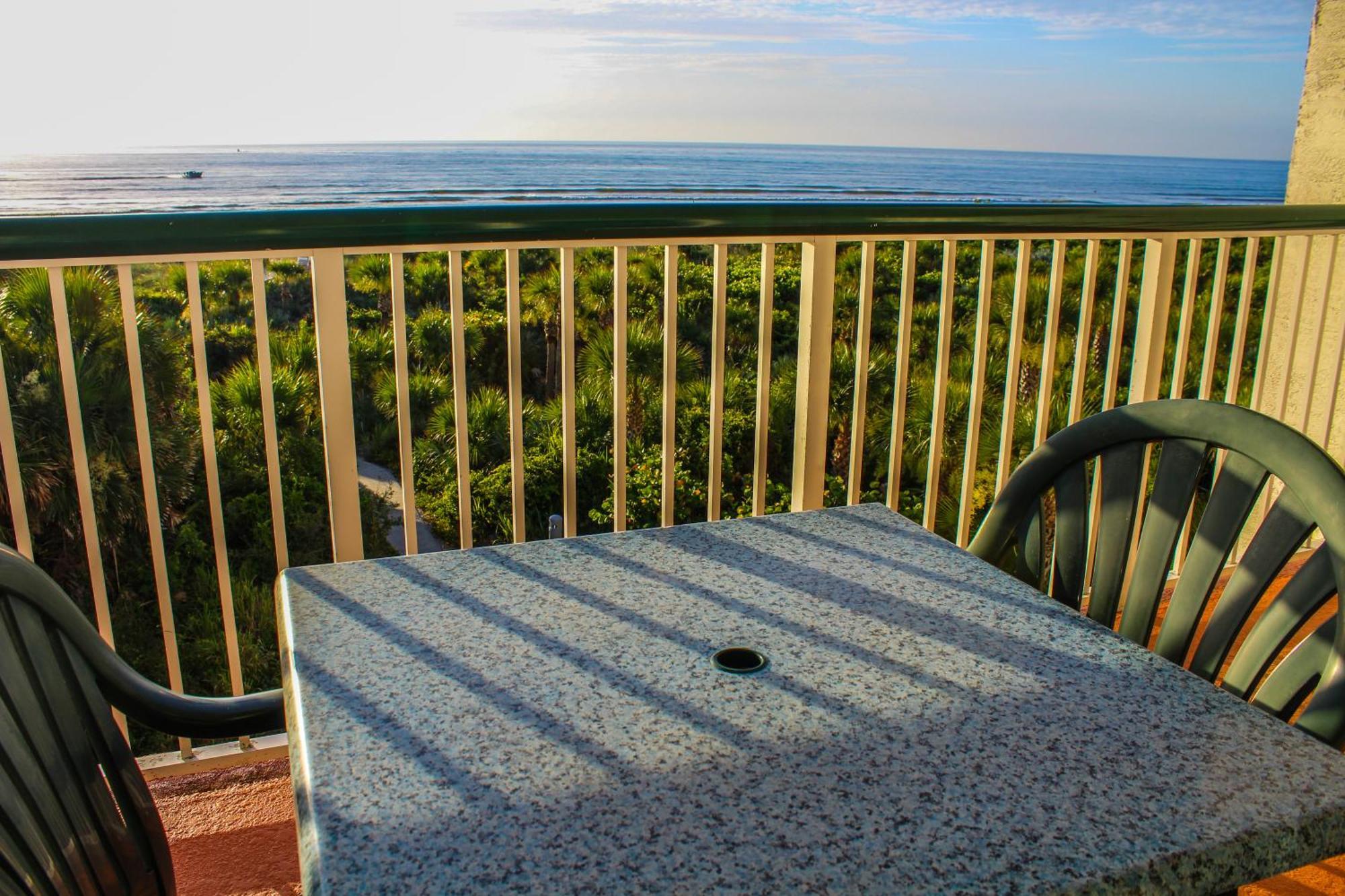 The Resort On Cocoa Beach Bilik gambar